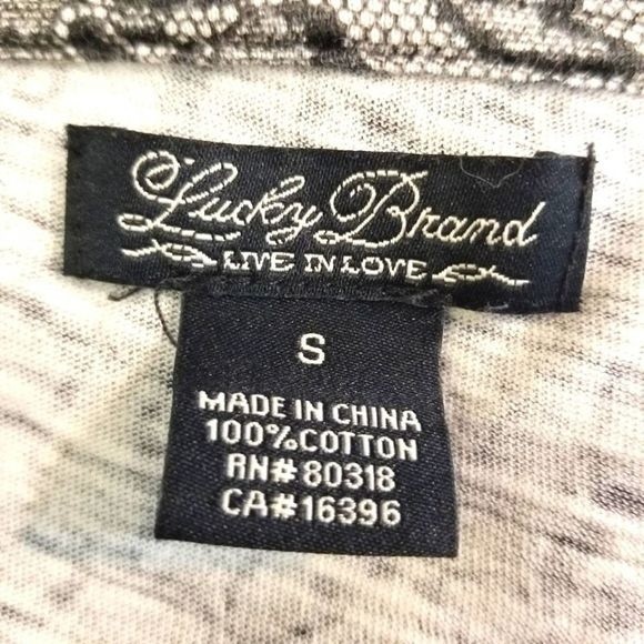 Lucky Brand B&W Floral Knit Top Size Small - Picture 7 of 7